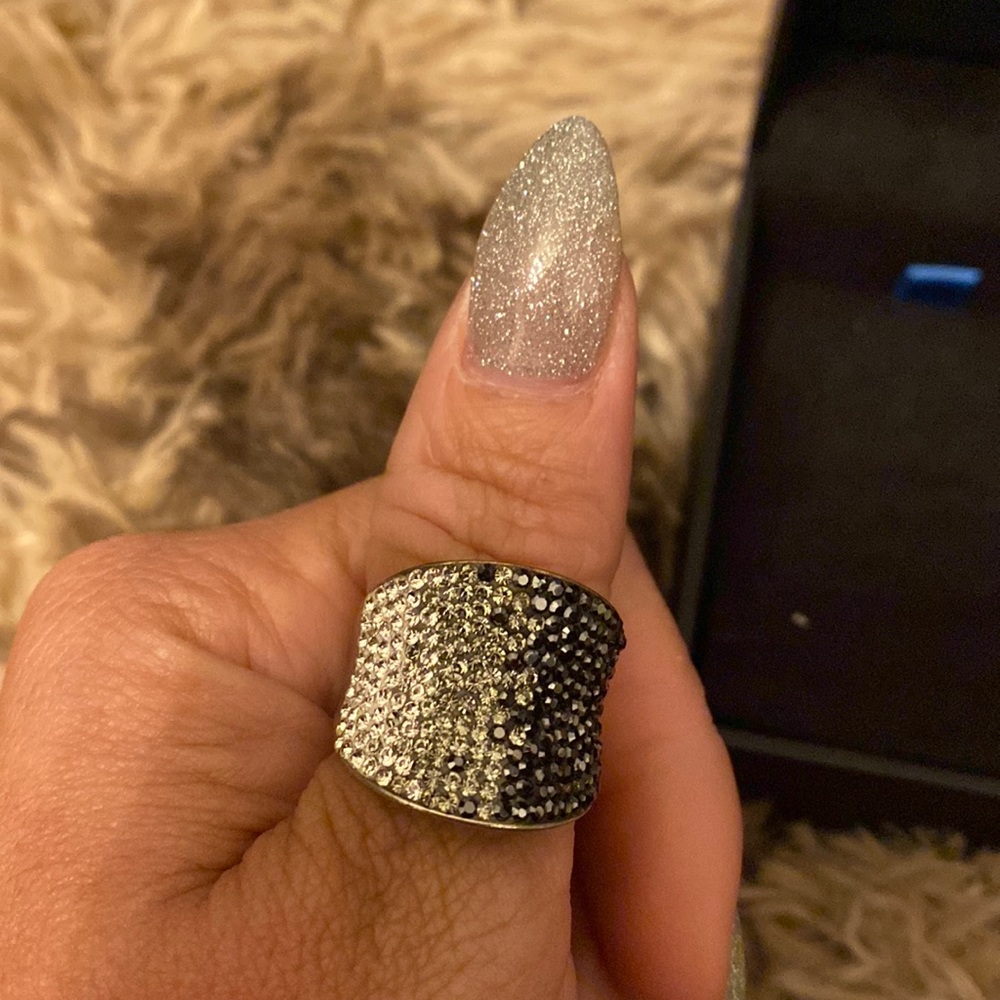 Womens silver marked 925 crystal ring size 9